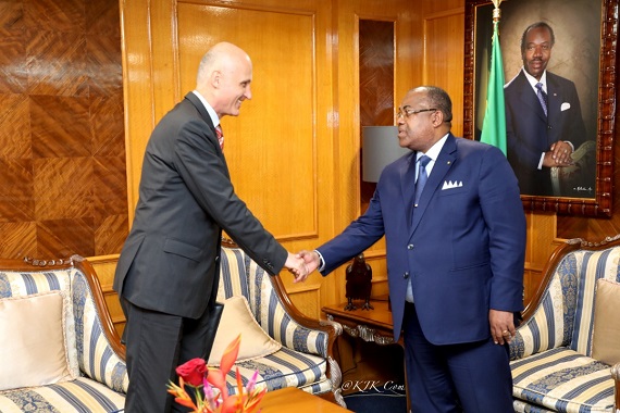 Coopération Gabon -UE :  L’Ambassadeur de l’Union Européenne fait ses adieux à Julien Nkoghe Bekale