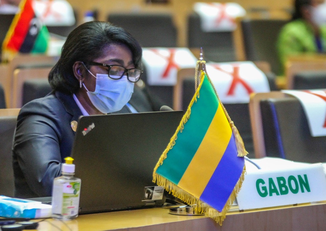 35ème session ordinaire de l'U.A : Rose Christiane Ossouka Raponda represente le Gabon.